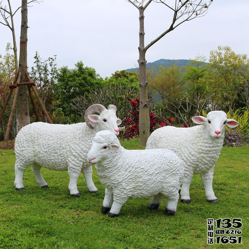 公園戶外草坪玻璃鋼仿真動(dòng)物綿羊雕塑 公園戶外草坪玻璃鋼仿真動(dòng)物綿羊雕塑