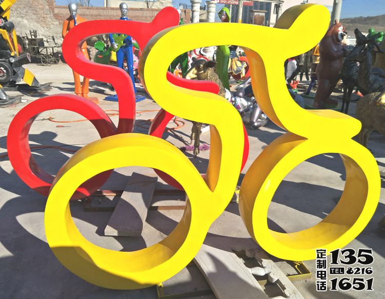 玻璃鋼彩繪抽象人物騎車雕塑單車賽車戶外運(yùn)動雕塑 玻璃鋼彩繪抽象人物騎車雕塑單車賽車戶外運(yùn)動雕塑