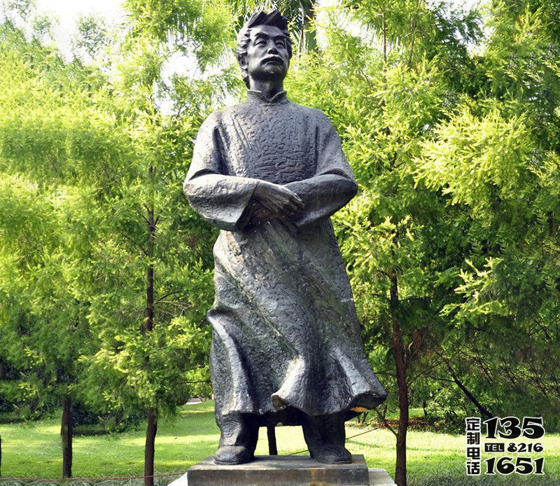 校園公園玻璃鋼仿銅景觀人物魯迅雕塑 校園公園玻璃鋼仿銅景觀人物魯迅雕塑