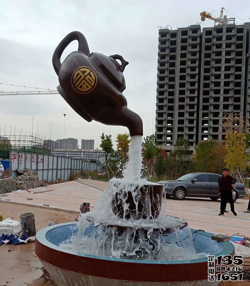 景區(qū)大型戶(hù)外景觀玻璃鋼仿銅懸浮流水天壺雕塑