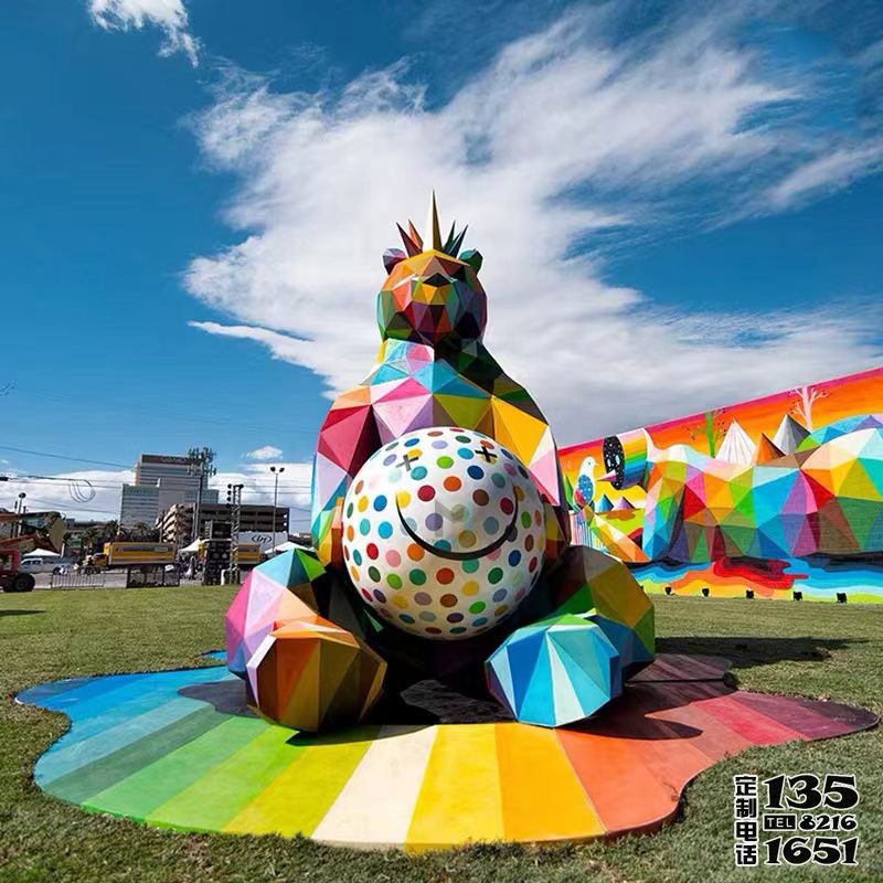 戶外廣場(chǎng)創(chuàng)意玻璃鋼彩繪卡通幾何熊雕塑 戶外廣場(chǎng)創(chuàng)意玻璃鋼彩繪卡通幾何熊雕塑